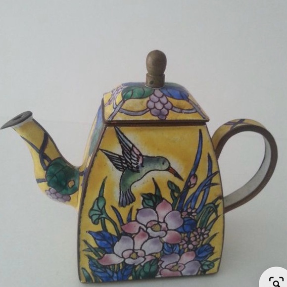 Kelvin Chen miniature hummingbird teapot - Picture 1 of 9